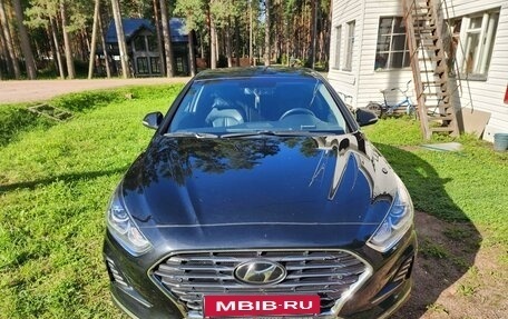 Hyundai Sonata VII, 2019 год, 2 300 000 рублей, 2 фотография