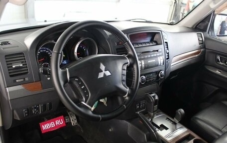 Mitsubishi Pajero IV, 2008 год, 1 997 000 рублей, 14 фотография