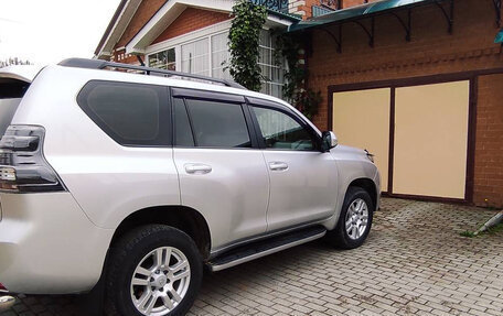 Toyota Land Cruiser Prado 150 рестайлинг 2, 2013 год, 3 510 000 рублей, 4 фотография