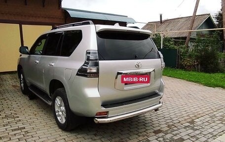 Toyota Land Cruiser Prado 150 рестайлинг 2, 2013 год, 3 510 000 рублей, 3 фотография