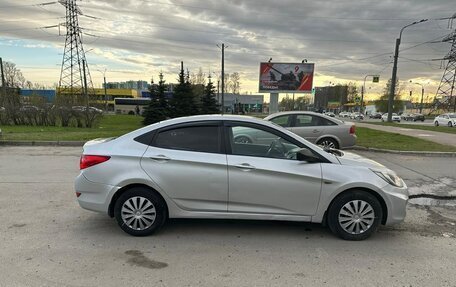 Hyundai Solaris II рестайлинг, 2013 год, 480 000 рублей, 3 фотография