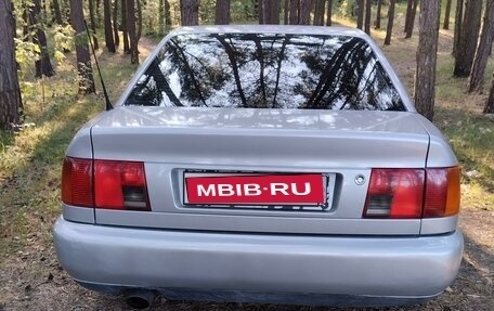 Audi A6, 1994 год, 550 000 рублей, 3 фотография