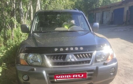 Mitsubishi Pajero III рестайлинг, 2005 год, 950 000 рублей, 2 фотография