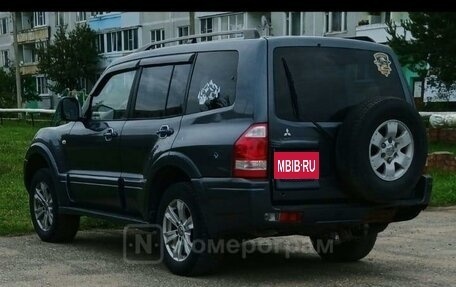 Mitsubishi Pajero III рестайлинг, 2005 год, 950 000 рублей, 6 фотография