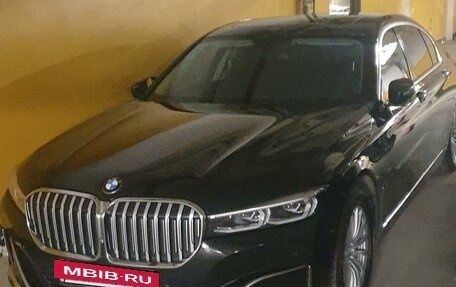 BMW 7 серия, 2020 год, 6 350 000 рублей, 2 фотография