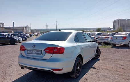 Volkswagen Jetta VI, 2013 год, 850 000 рублей, 2 фотография