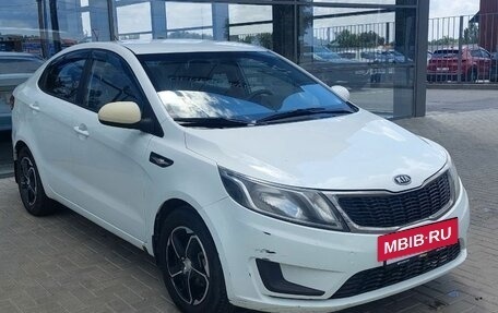 KIA Rio III рестайлинг, 2012 год, 670 000 рублей, 3 фотография