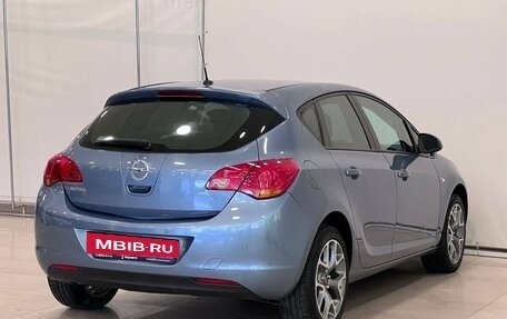 Opel Astra J, 2010 год, 835 000 рублей, 5 фотография