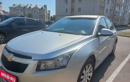 Chevrolet Cruze II, 2012 год, 945 000 рублей, 2 фотография