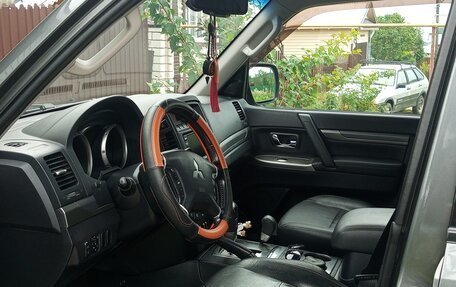 Mitsubishi Pajero IV, 2012 год, 2 300 000 рублей, 12 фотография