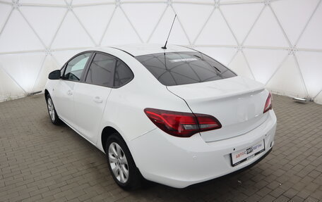 Opel Astra J, 2014 год, 965 000 рублей, 5 фотография