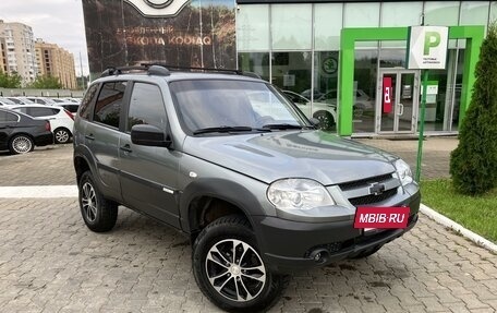 Chevrolet Niva I рестайлинг, 2012 год, 540 000 рублей, 3 фотография