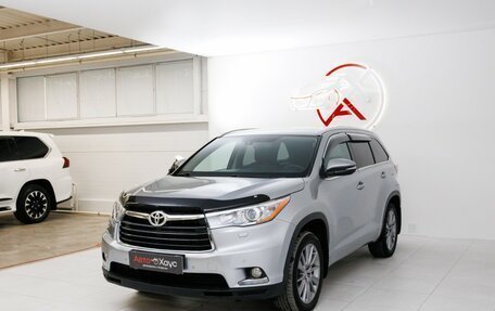 Toyota Highlander III, 2014 год, 3 195 000 рублей, 3 фотография