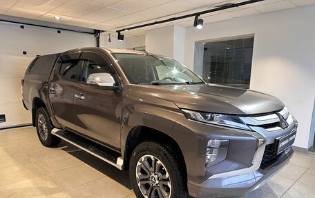 Mitsubishi L200 IV рестайлинг, 2019 год, 3 250 000 рублей, 5 фотография