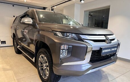 Mitsubishi L200 IV рестайлинг, 2019 год, 3 250 000 рублей, 4 фотография