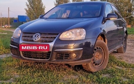 Volkswagen Jetta VI, 2010 год, 520 000 рублей, 2 фотография