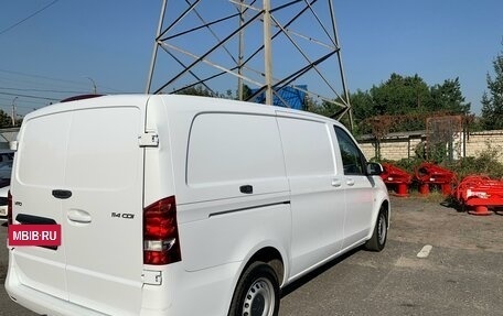 Mercedes-Benz Vito, 2022 год, 6 300 000 рублей, 2 фотография