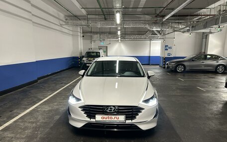 Hyundai Sonata VIII, 2021 год, 4 100 000 рублей, 3 фотография