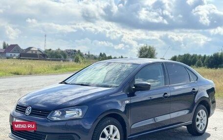 Volkswagen Polo VI (EU Market), 2011 год, 720 000 рублей, 2 фотография