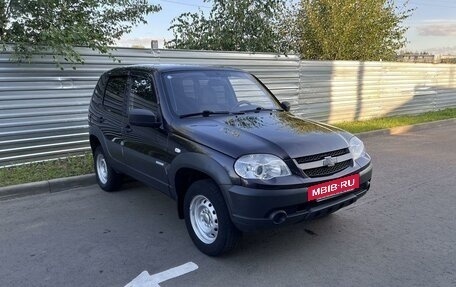 Chevrolet Niva I рестайлинг, 2013 год, 595 000 рублей, 3 фотография