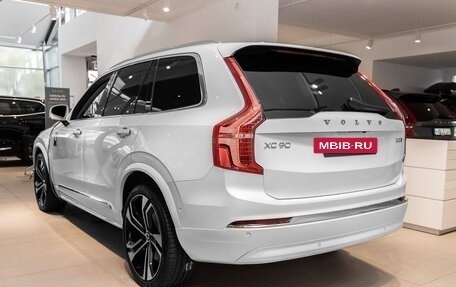 Volvo XC90 II рестайлинг, 2024 год, 11 792 682 рублей, 2 фотография