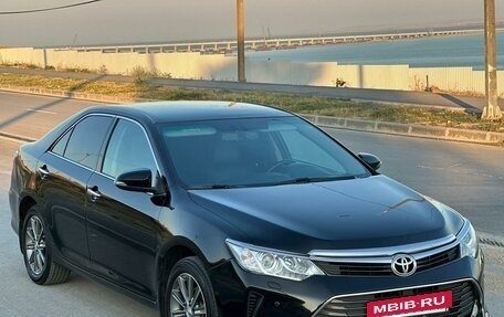 Toyota Camry, 2015 год, 2 290 000 рублей, 2 фотография