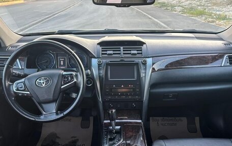 Toyota Camry, 2015 год, 2 290 000 рублей, 13 фотография