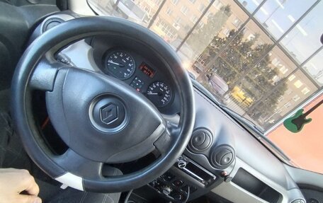 Renault Logan I, 2010 год, 420 000 рублей, 7 фотография