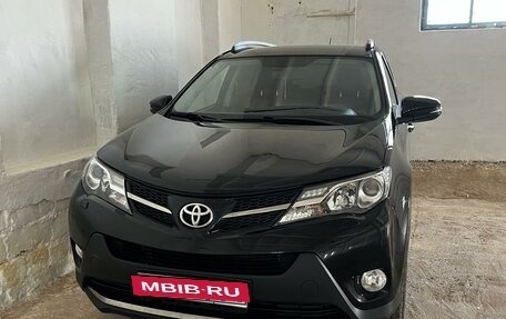 Toyota RAV4, 2014 год, 2 100 000 рублей, 4 фотография