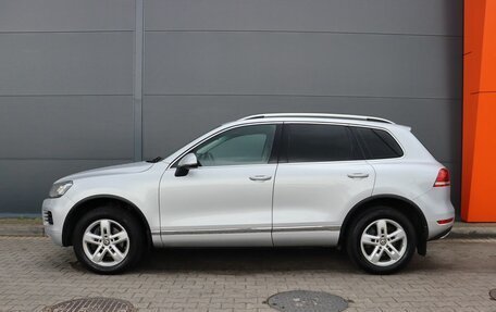 Volkswagen Touareg III, 2011 год, 2 199 000 рублей, 2 фотография