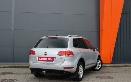 Volkswagen Touareg III, 2011 год, 2 199 000 рублей, 4 фотография