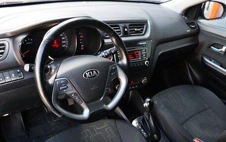 KIA Rio III рестайлинг, 2016 год, 1 379 000 рублей, 5 фотография