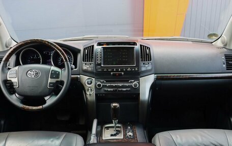 Toyota Land Cruiser 200, 2009 год, 3 299 000 рублей, 6 фотография