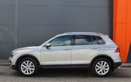 Volkswagen Tiguan II, 2018 год, 3 169 000 рублей, 2 фотография