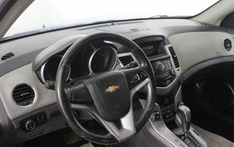 Chevrolet Cruze II, 2012 год, 799 000 рублей, 13 фотография