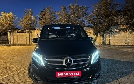 Mercedes-Benz V-Класс, 2014 год, 3 699 000 рублей, 2 фотография