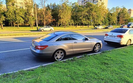 Mercedes-Benz E-Класс, 2009 год, 1 900 000 рублей, 10 фотография