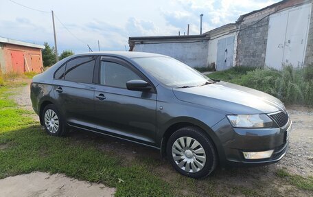 Skoda Rapid I, 2015 год, 1 300 000 рублей, 2 фотография