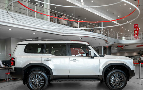 Toyota Land Cruiser Prado, 2024 год, 10 190 000 рублей, 4 фотография