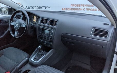 Volkswagen Jetta VI, 2014 год, 1 195 000 рублей, 12 фотография