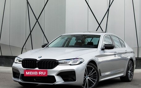 BMW 5 серия, 2020 год, 7 180 000 рублей, 4 фотография