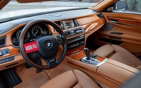 BMW 7 серия, 2013 год, 3 700 000 рублей, 11 фотография