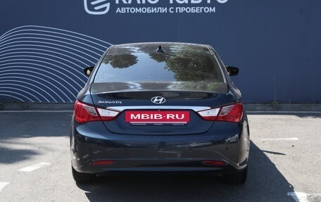 Hyundai Sonata VI, 2010 год, 899 000 рублей, 4 фотография