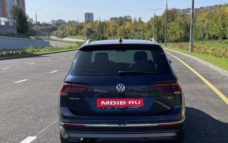 Volkswagen Tiguan II, 2018 год, 2 600 000 рублей, 6 фотография