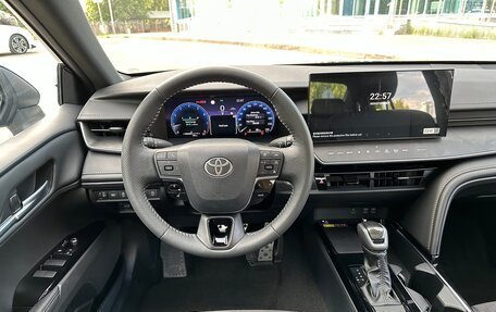 Toyota Camry, 2024 год, 3 990 000 рублей, 25 фотография