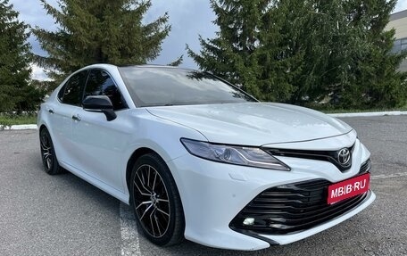 Toyota Camry, 2020 год, 3 050 000 рублей, 1 фотография