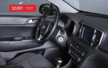 KIA Sportage IV рестайлинг, 2017 год, 2 182 000 рублей, 6 фотография