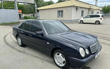 Mercedes-Benz E-Класс, 1997 год, 470 000 рублей, 12 фотография