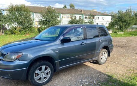 Mitsubishi Outlander III рестайлинг 3, 2003 год, 550 000 рублей, 6 фотография