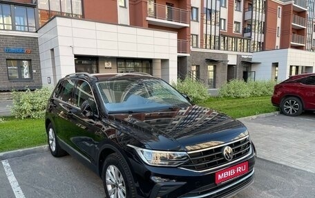 Volkswagen Tiguan II, 2020 год, 3 850 000 рублей, 1 фотография